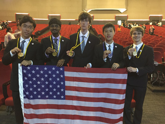 U.S. Traveling Physics Team Scores Five Medals U.S. Traveling Physics Team Scores Five Medals