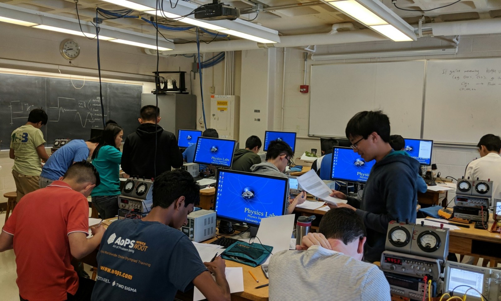 USER_SCOPED_TEMP_DATA_MSGR_PHOTO_FOR_UPLOAD_1559334270279.jpg_1559334273286 2020 Physics Team classroom 1